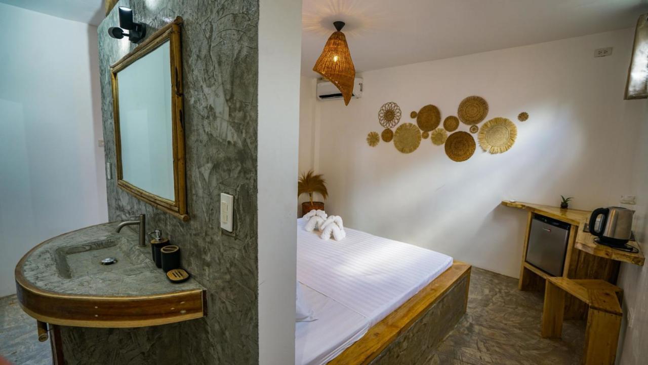 Serenity Hotel Эль-Нидо Экстерьер фото