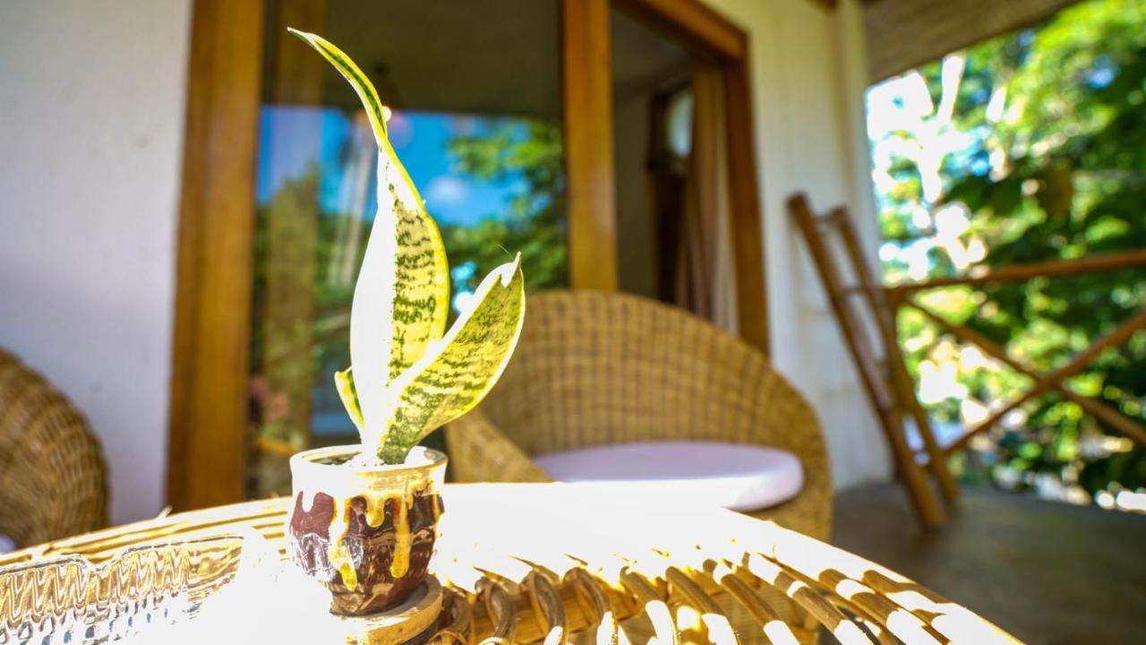 Serenity Hotel Эль-Нидо Экстерьер фото